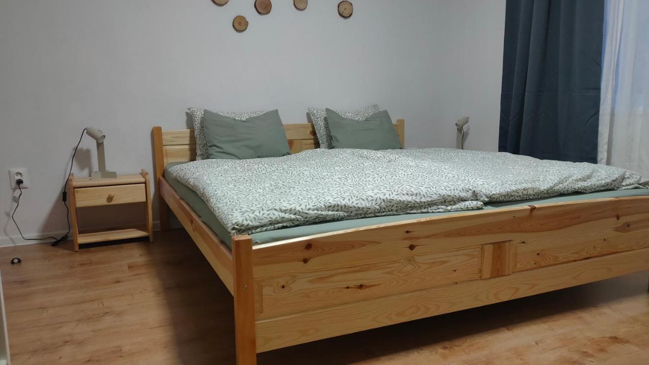 Apartment Na Kvetnej - Vlastna Zahrada, Parkovanie *