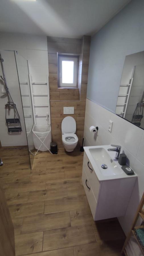 Na Kvetnej - Vlastna Zahrada, Parkovanie Apartment *