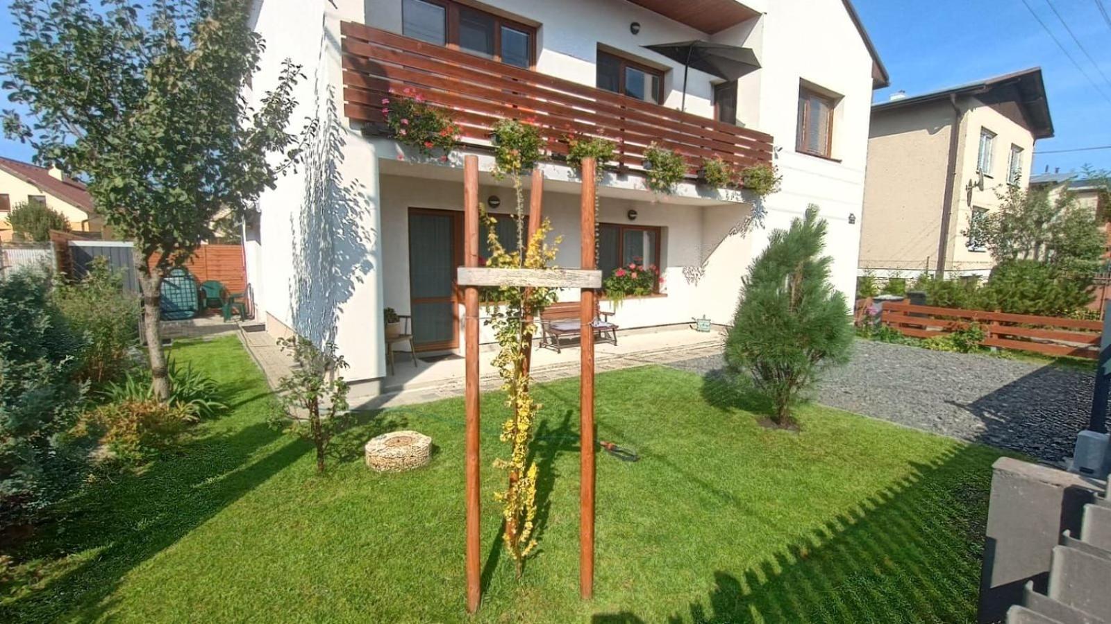 Na Kvetnej - Vlastna Zahrada, Parkovanie * Poprad